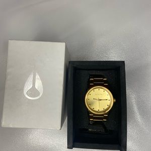 Gold Nixon Watch Unisex
